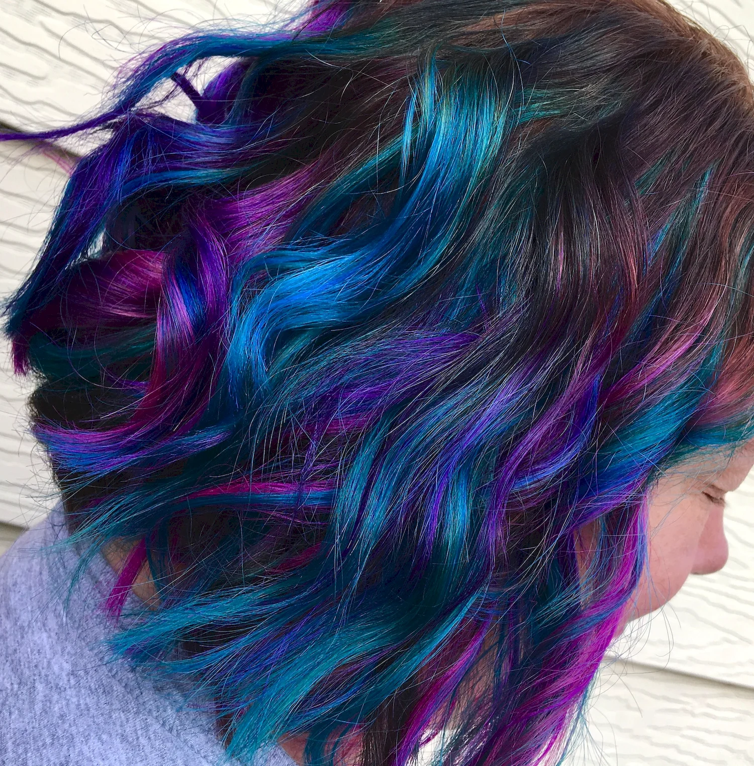 Окрашивание волос в синий и фиолетовый