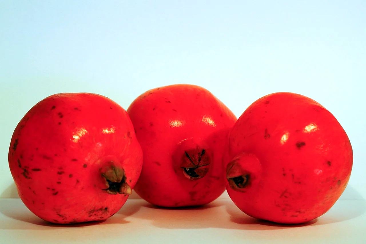 Овощи и фрукты красного цвета