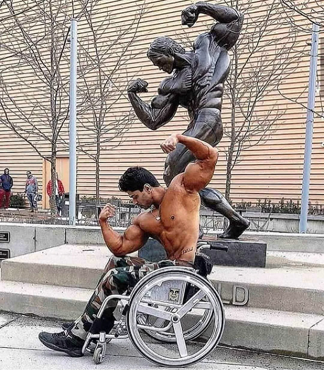 Памятник инвалиду