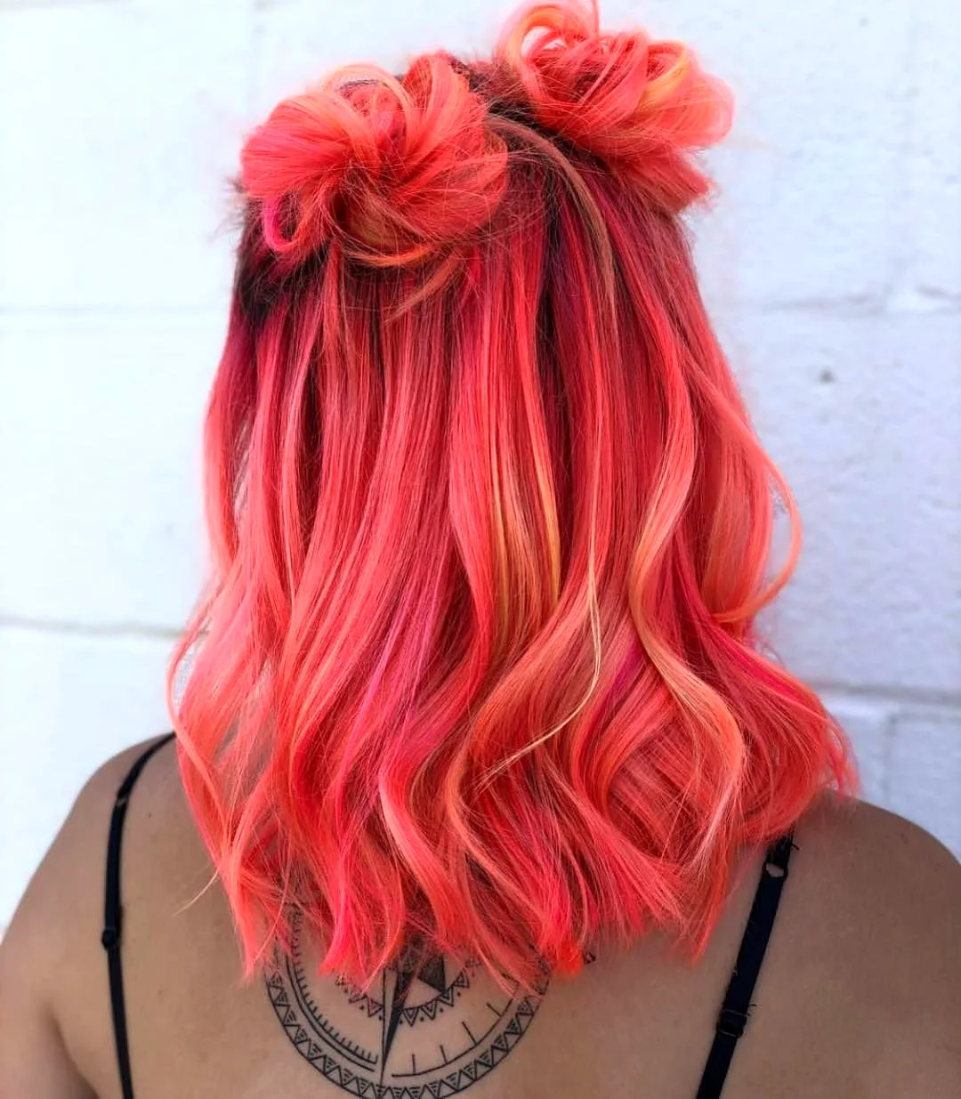 Передняя Прядка волос розовая