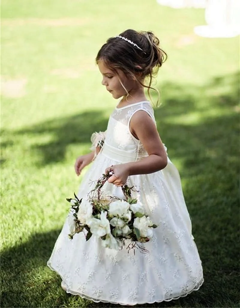 Платье для маленькой девочки на свадьбу