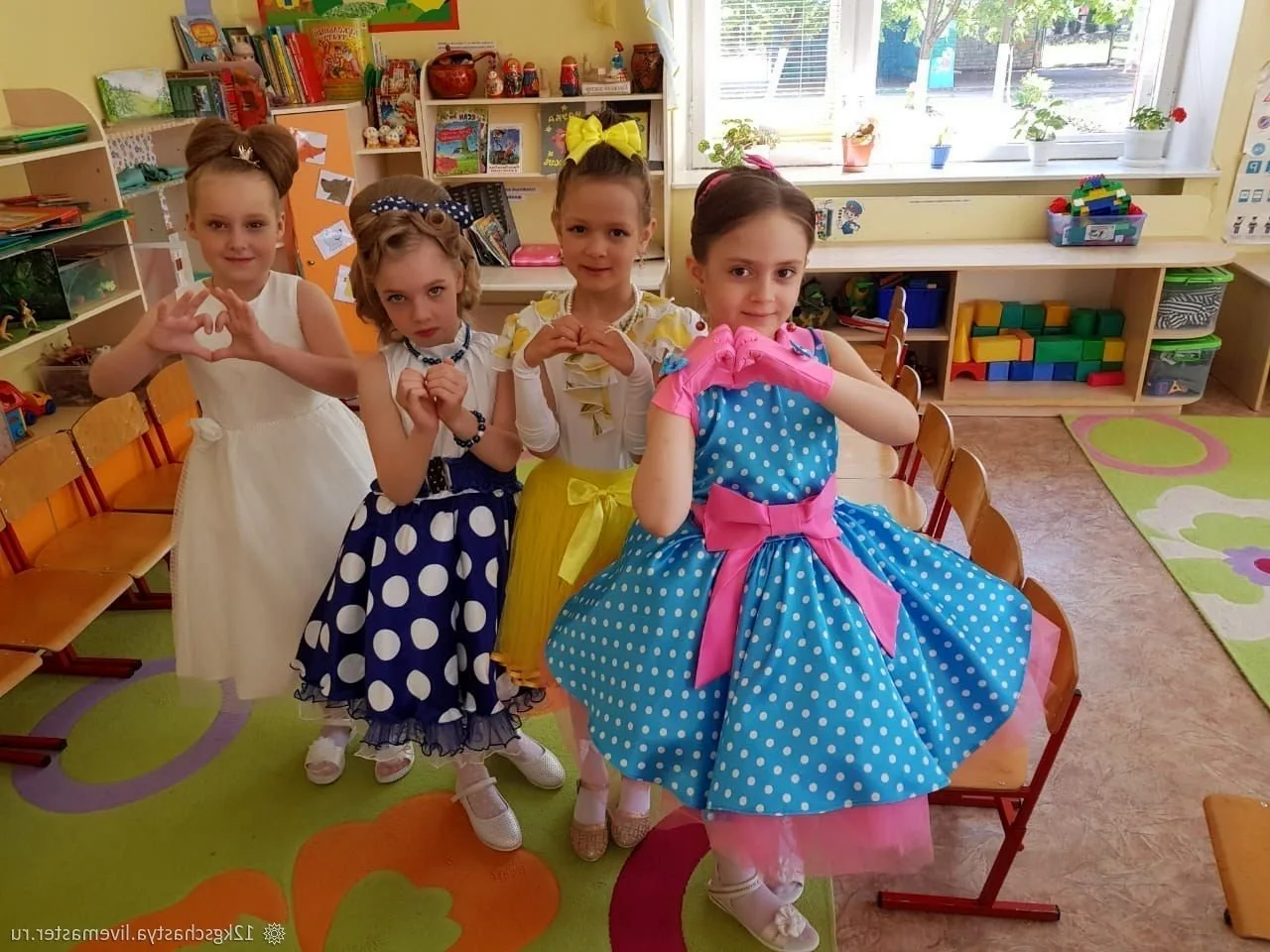 Платье на выпускной в детский сад Стиляги