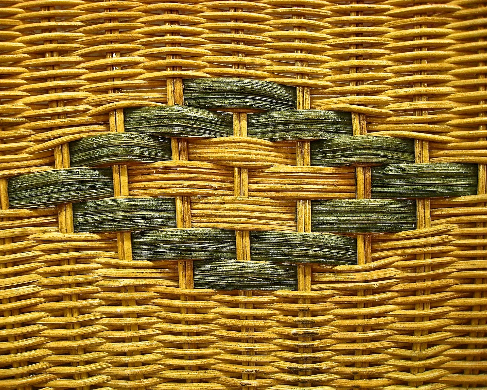 Плетеная солома