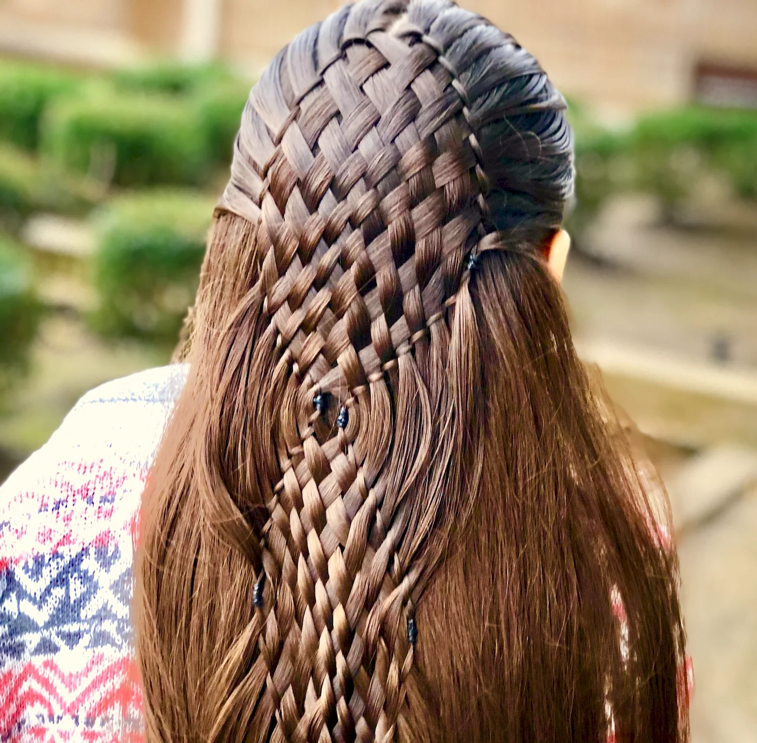 Плетеные волосы