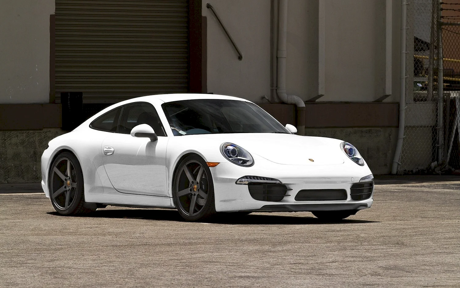Porsche 911 Carrera White