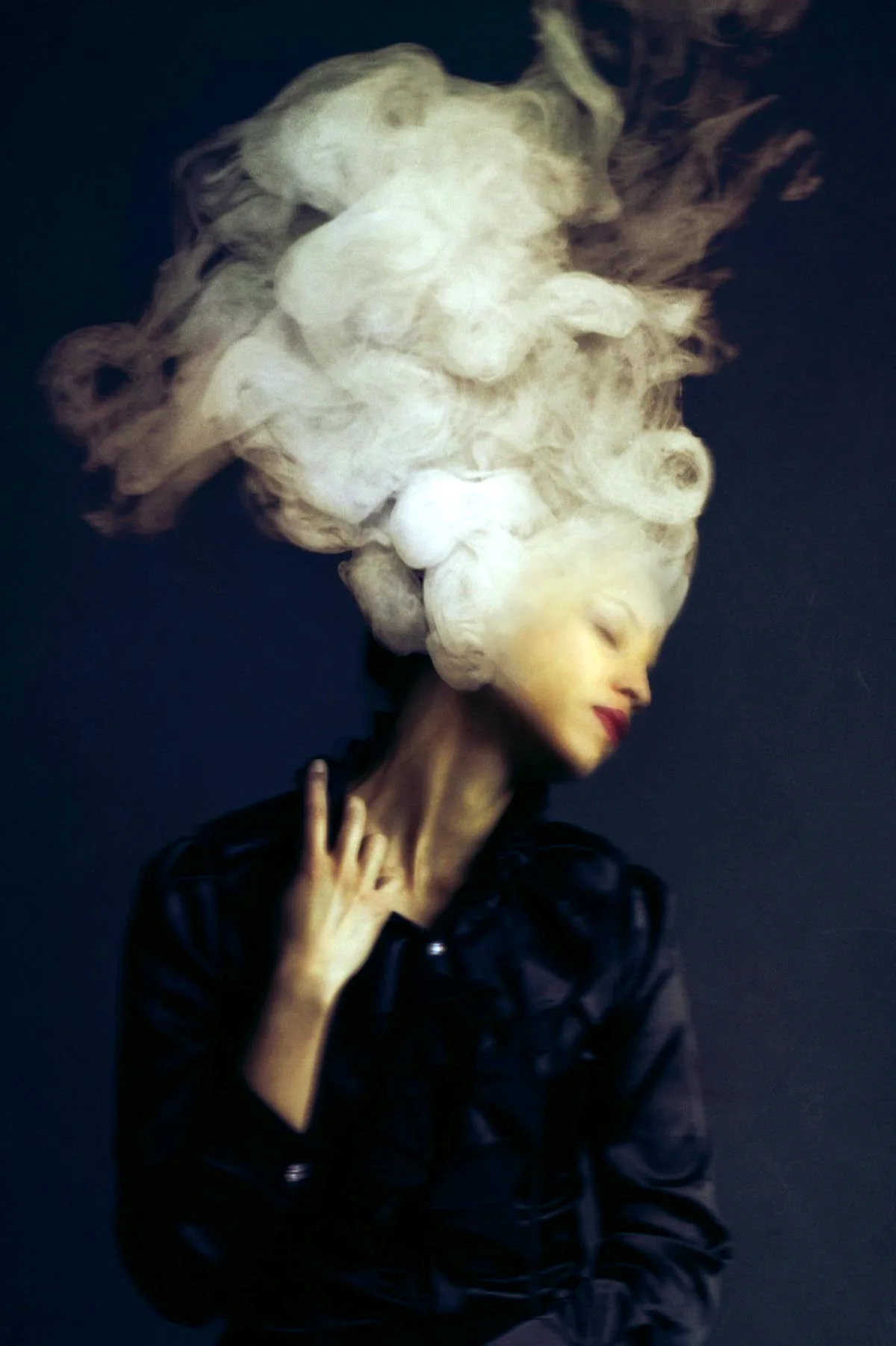 Портрет с дымом