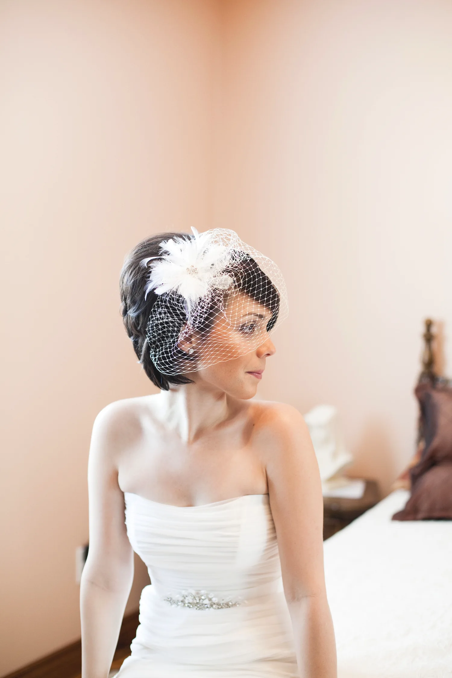 Прическа невесты на короткие волосы