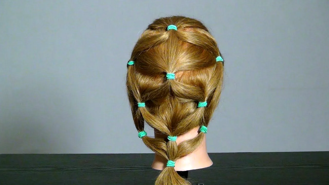 Прическа с резиночками для девочек на средние волосы