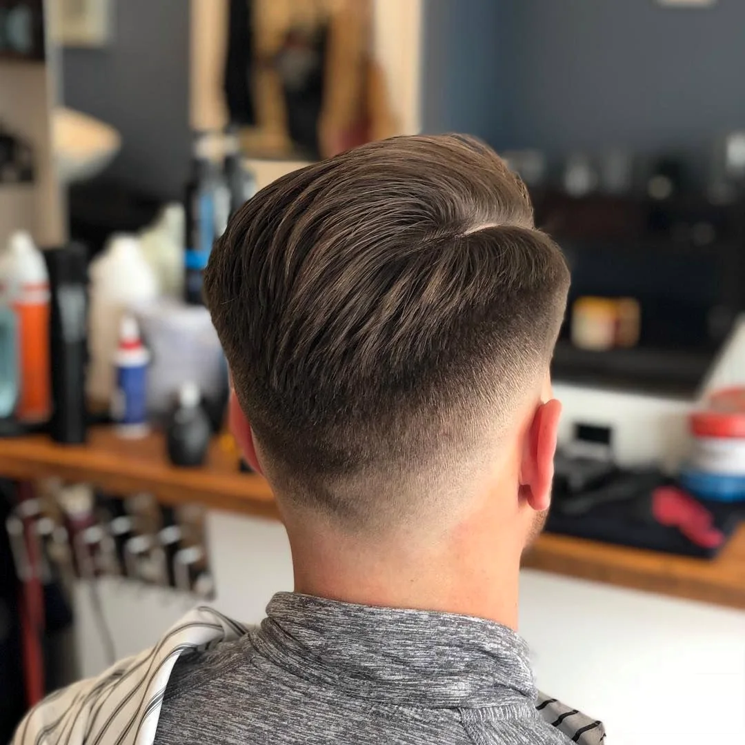 Прическа Undercut вид сзади