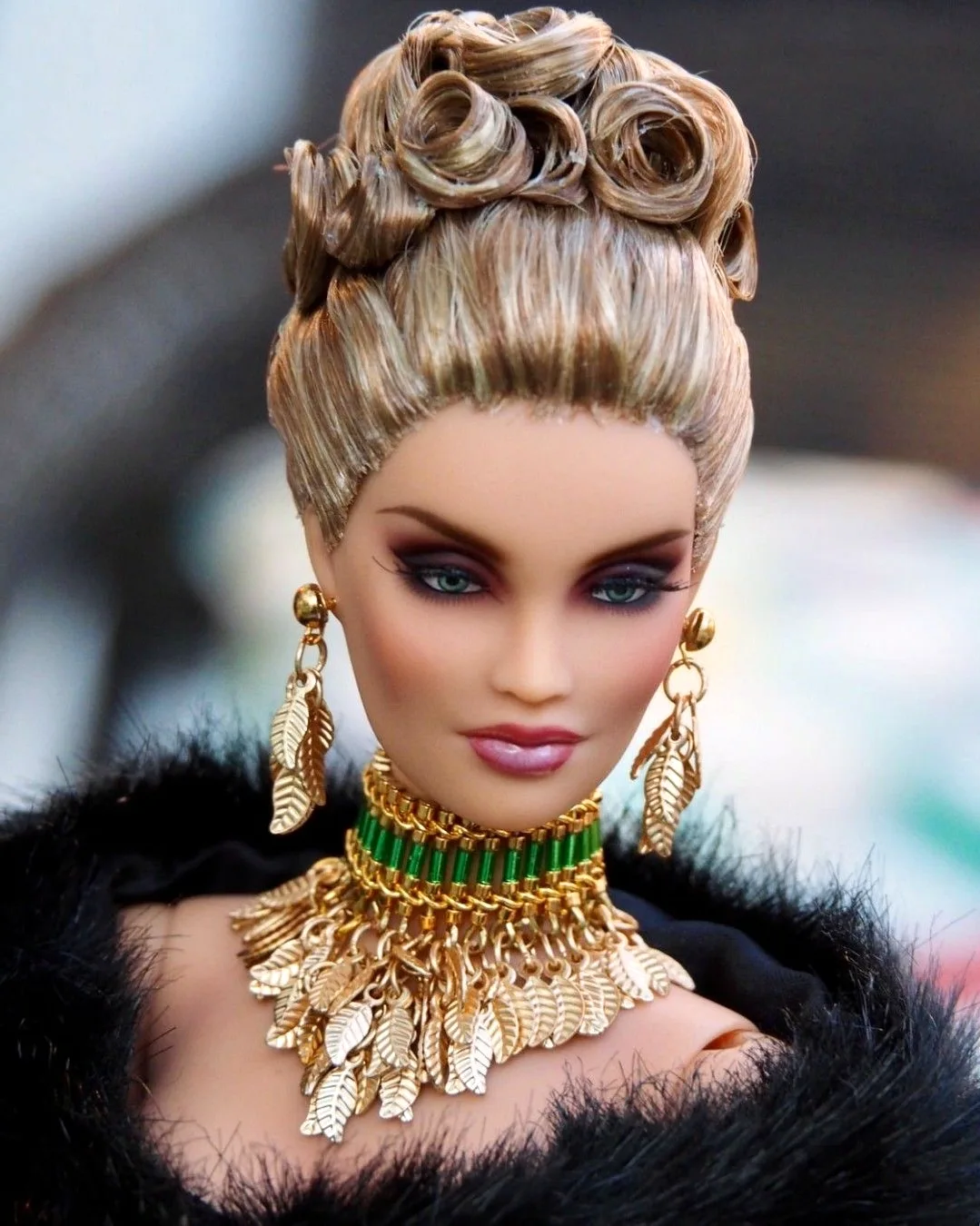 Кукла Barbie с сюрпризами Блеск Сменные прически
