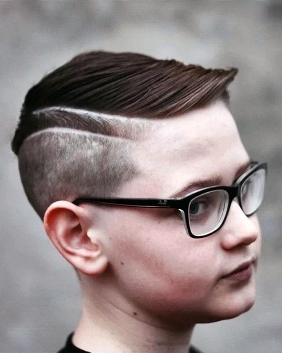 Причёски для мальчиков с пробором