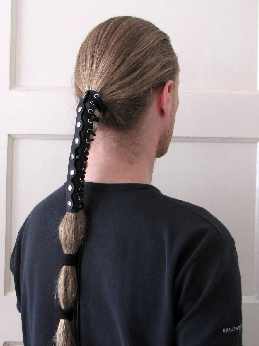 Причёски мужские длинные с хвостом