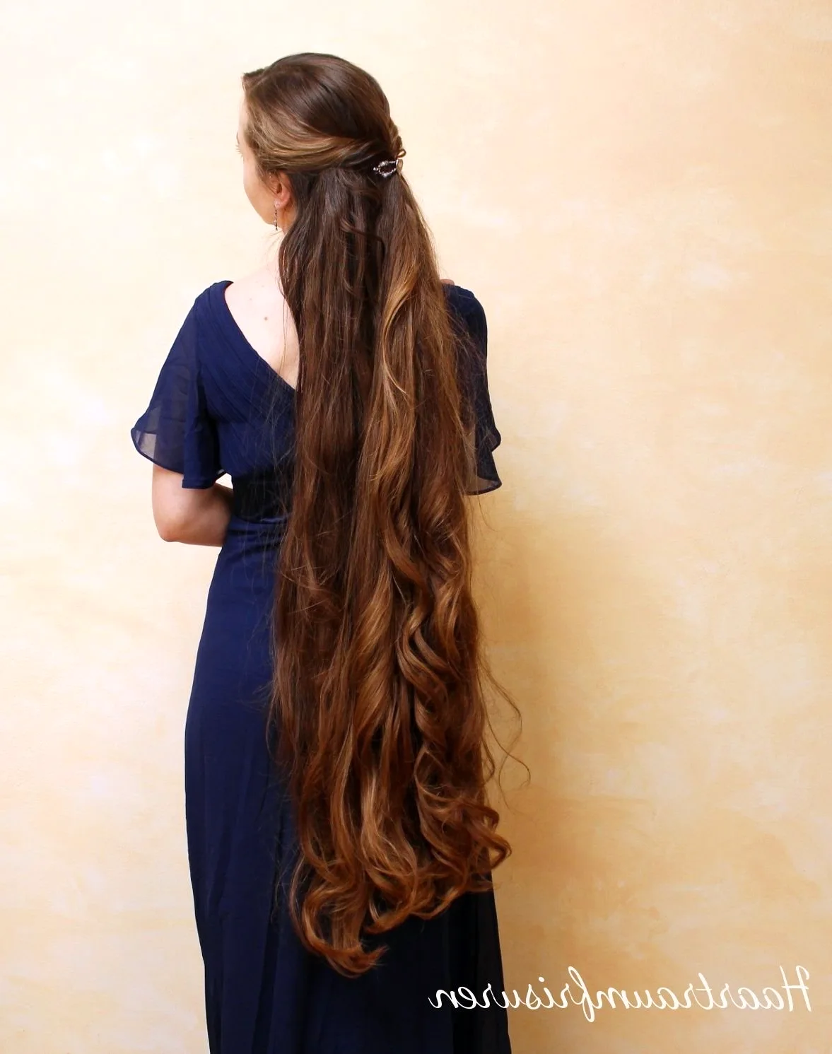 Причёски на очень длинные волосы