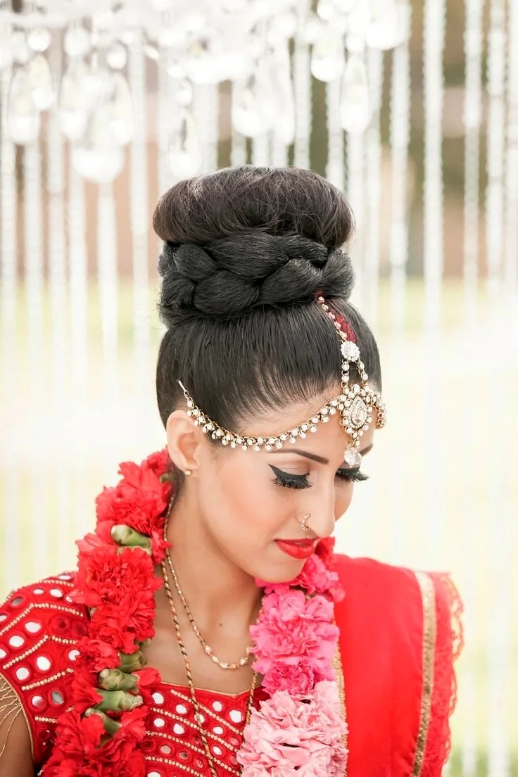 Причоска индийских невест