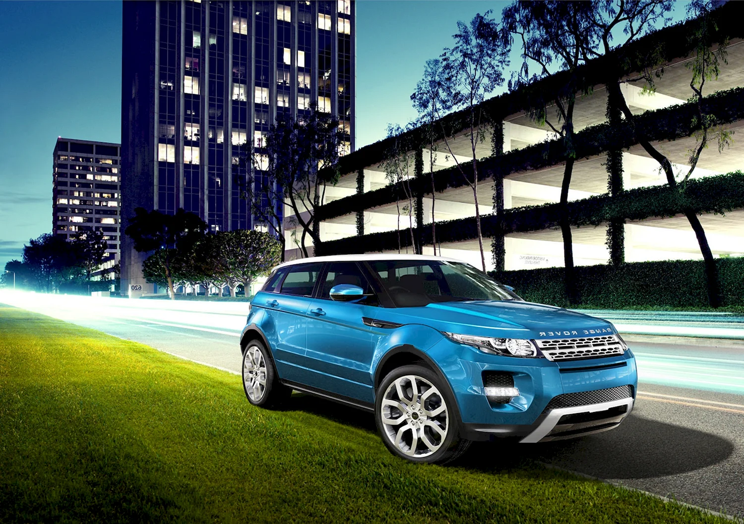 Range Rover Evoque синий