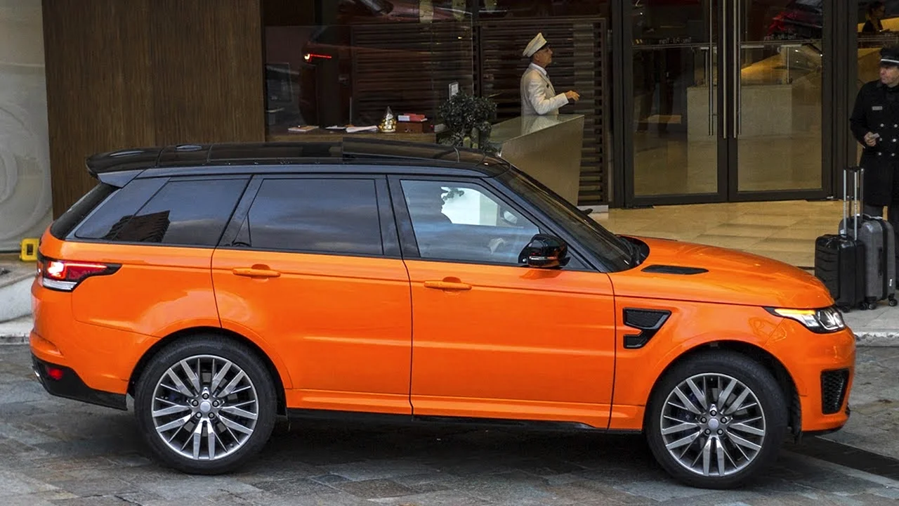 Range Rover Sport оранжевый