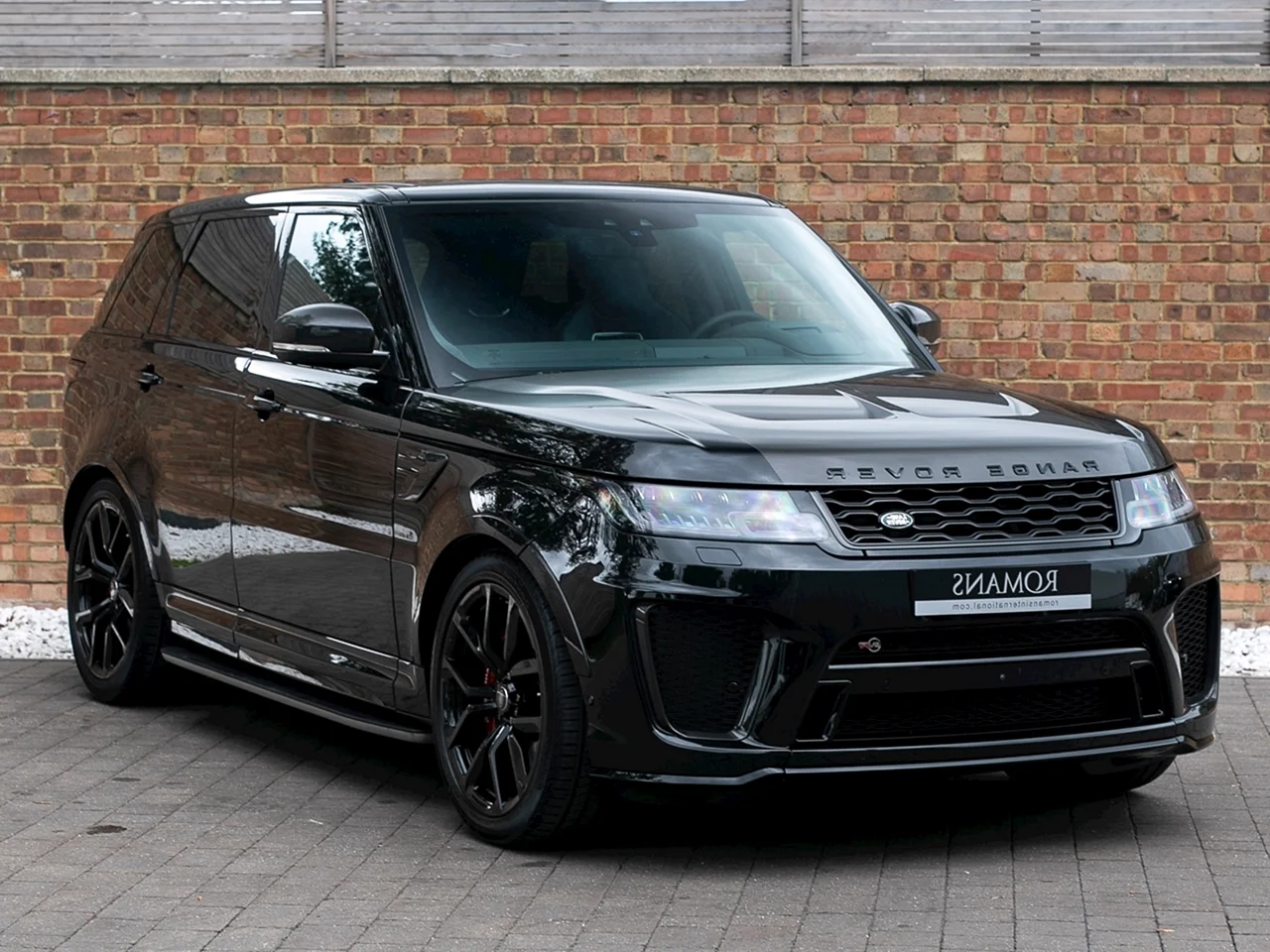 Range Rover Sport SVR 2019 Black