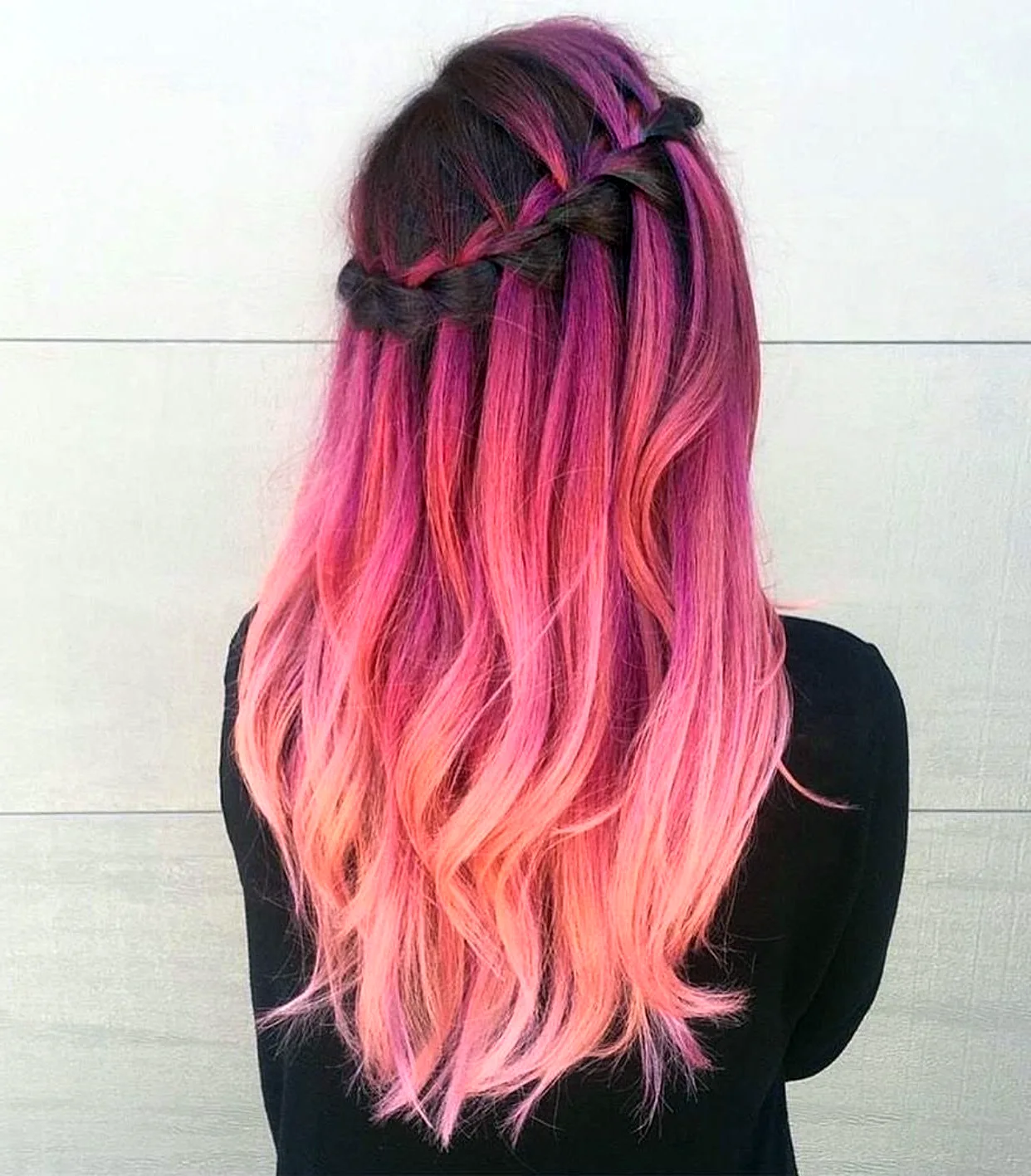 Разноцветное омбре на волосах