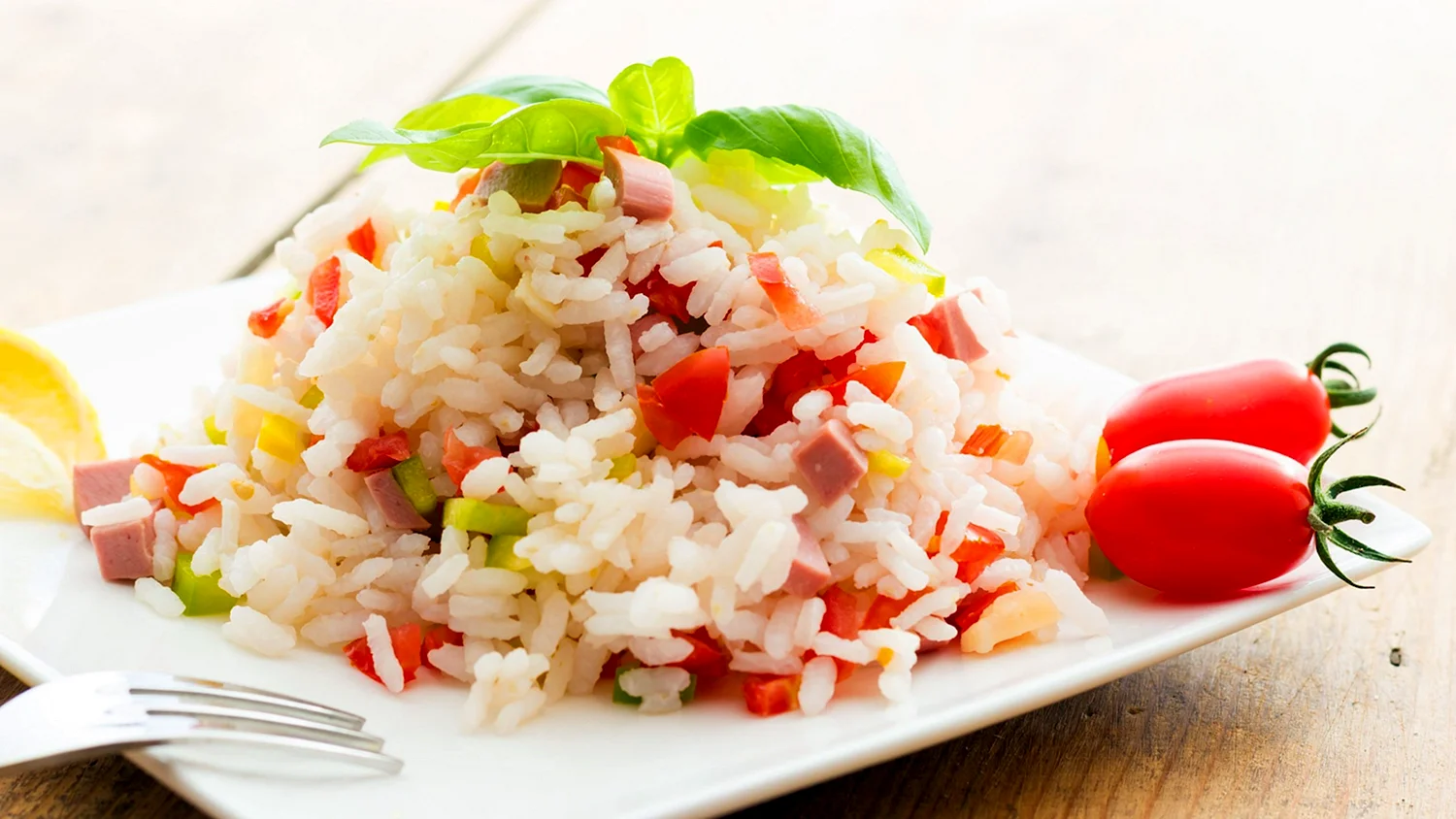 Reissalat рисовый салат