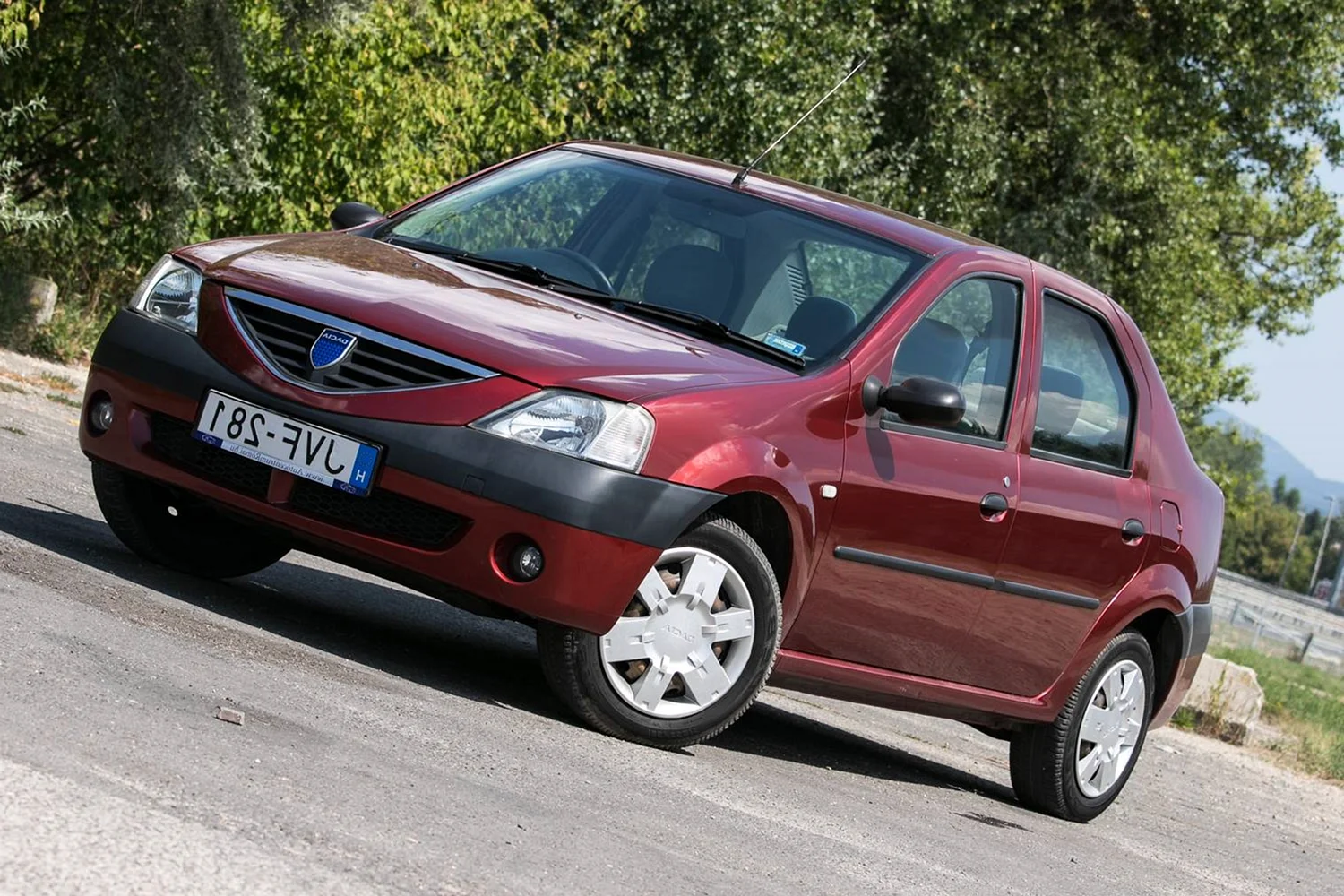Renault Logan Dacia 2005