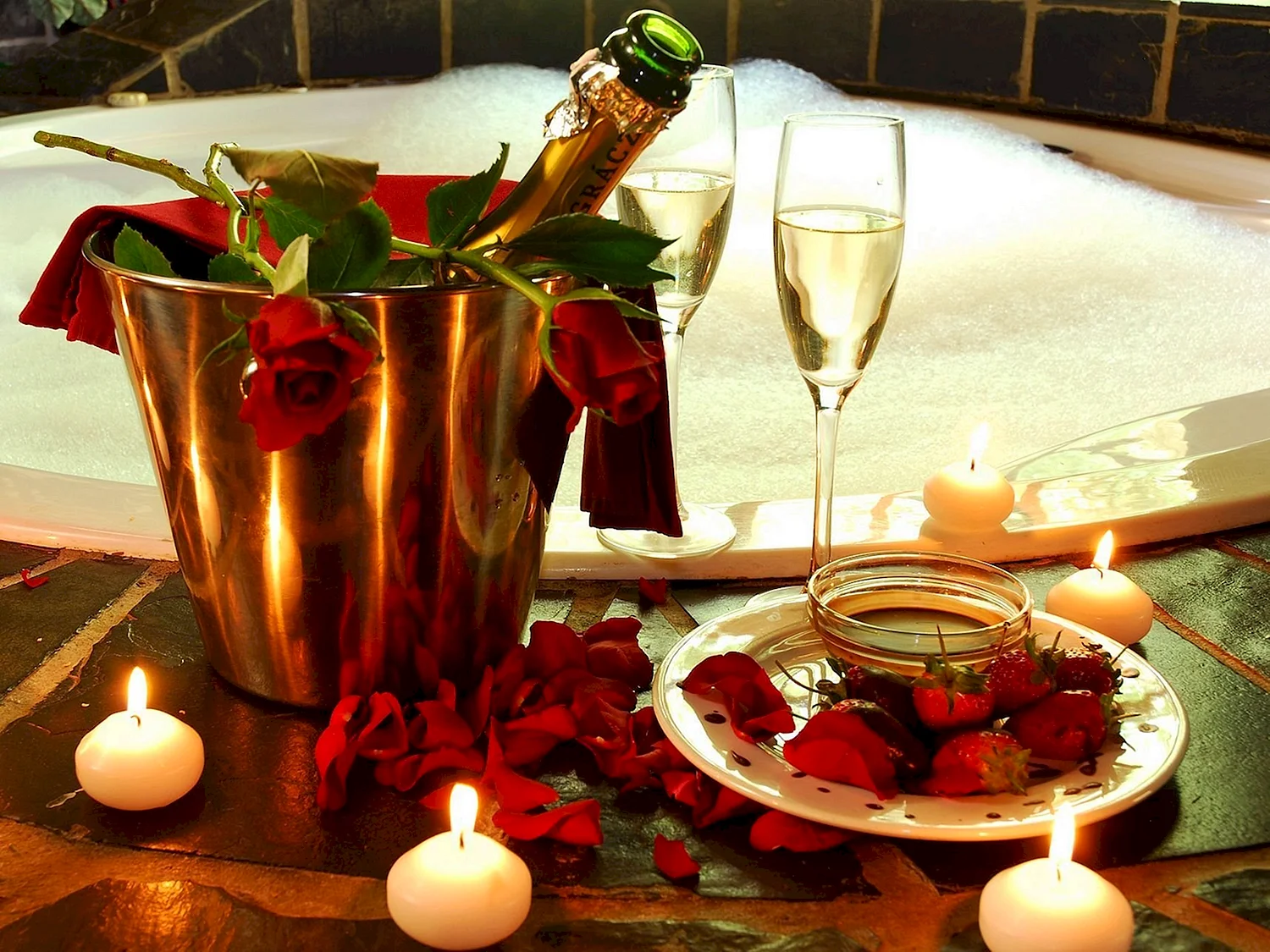 Романтический ужин с шампанским
