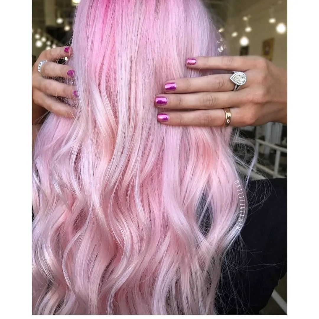 Розовая краска для волос