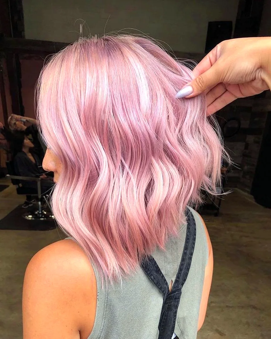 Розовая краска для волос