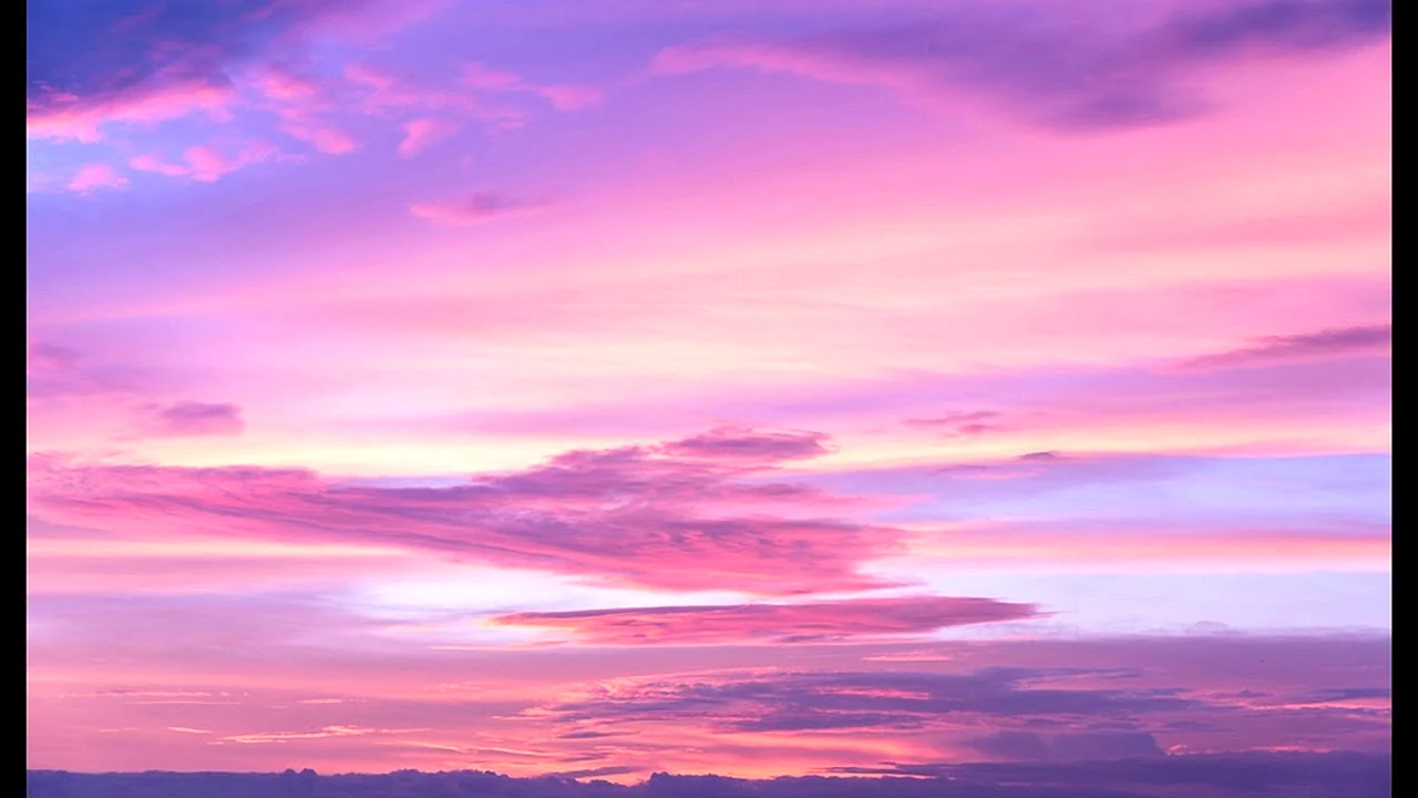 Розовое закатное небо