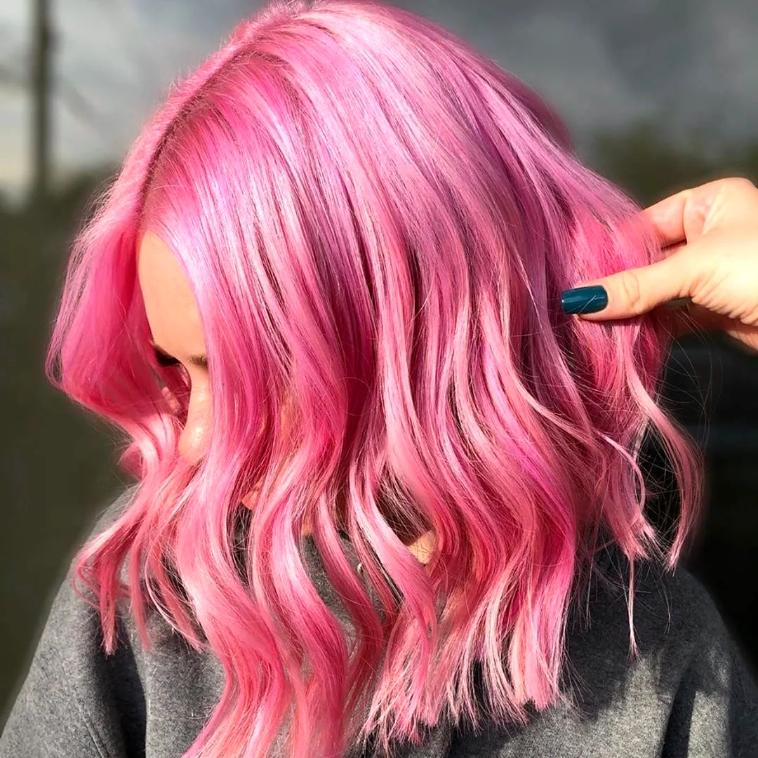 Розовые волосы фуксия