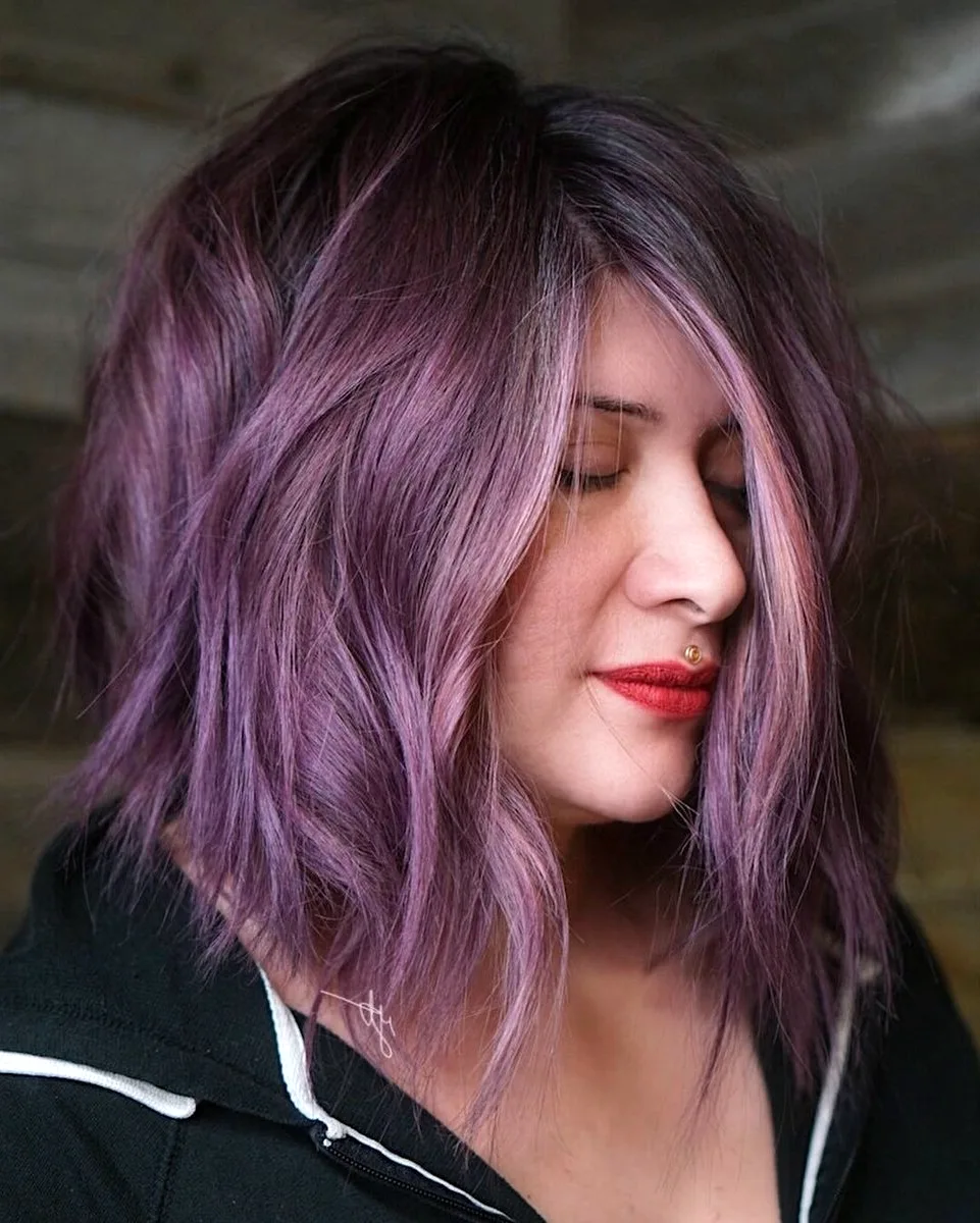 Руссо фиолетовые волосы каре
