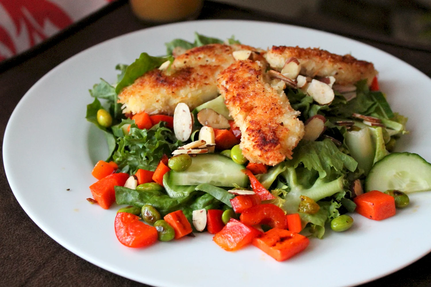 Рыба и овощной салат