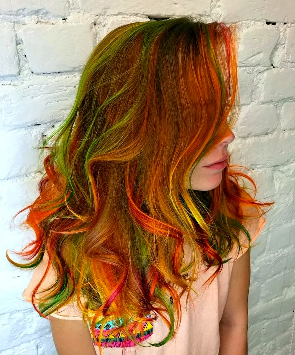 Рыже зеленые волосы