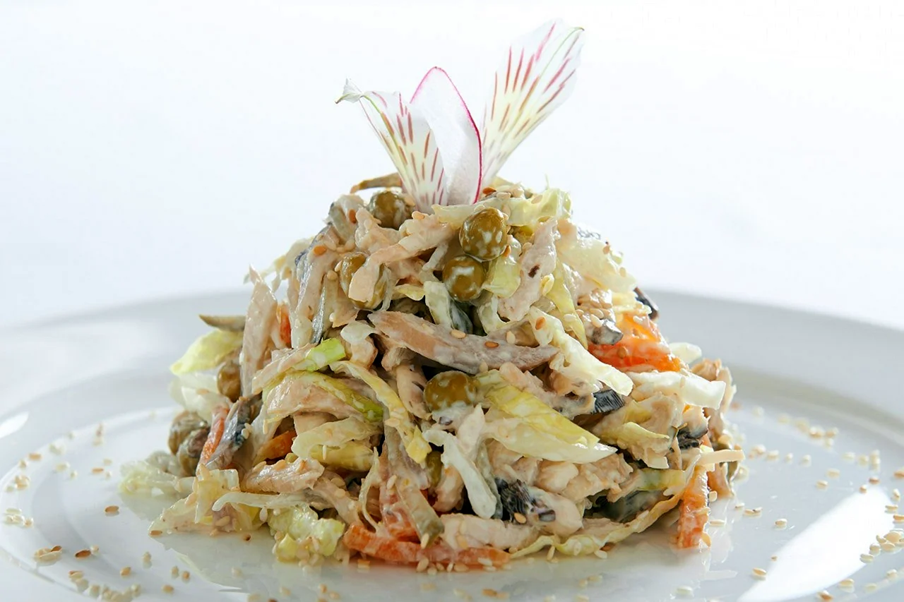 Салат мясной