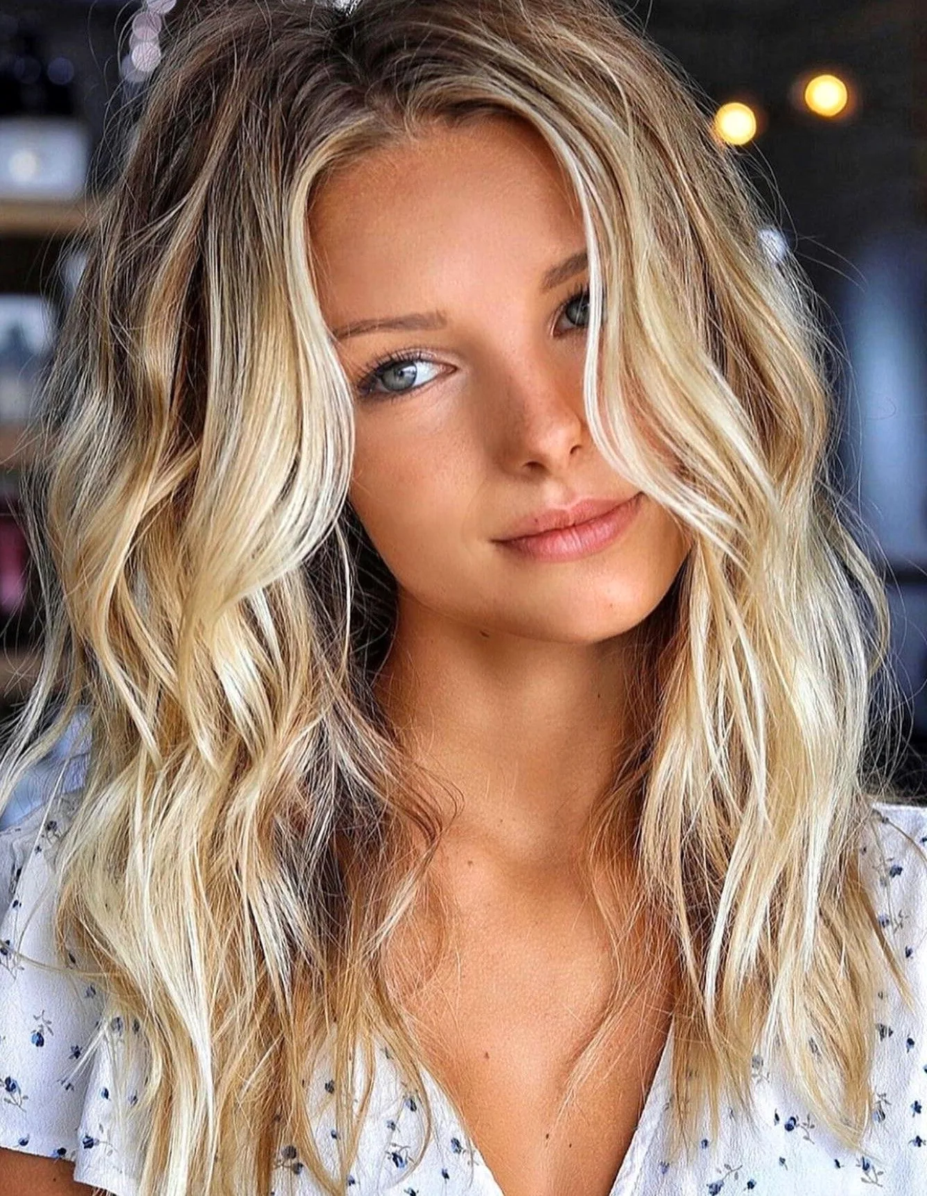 J blonde. Небрежные Локоны. Красивые блонды. Легкие локоныоконы на средние волосы.