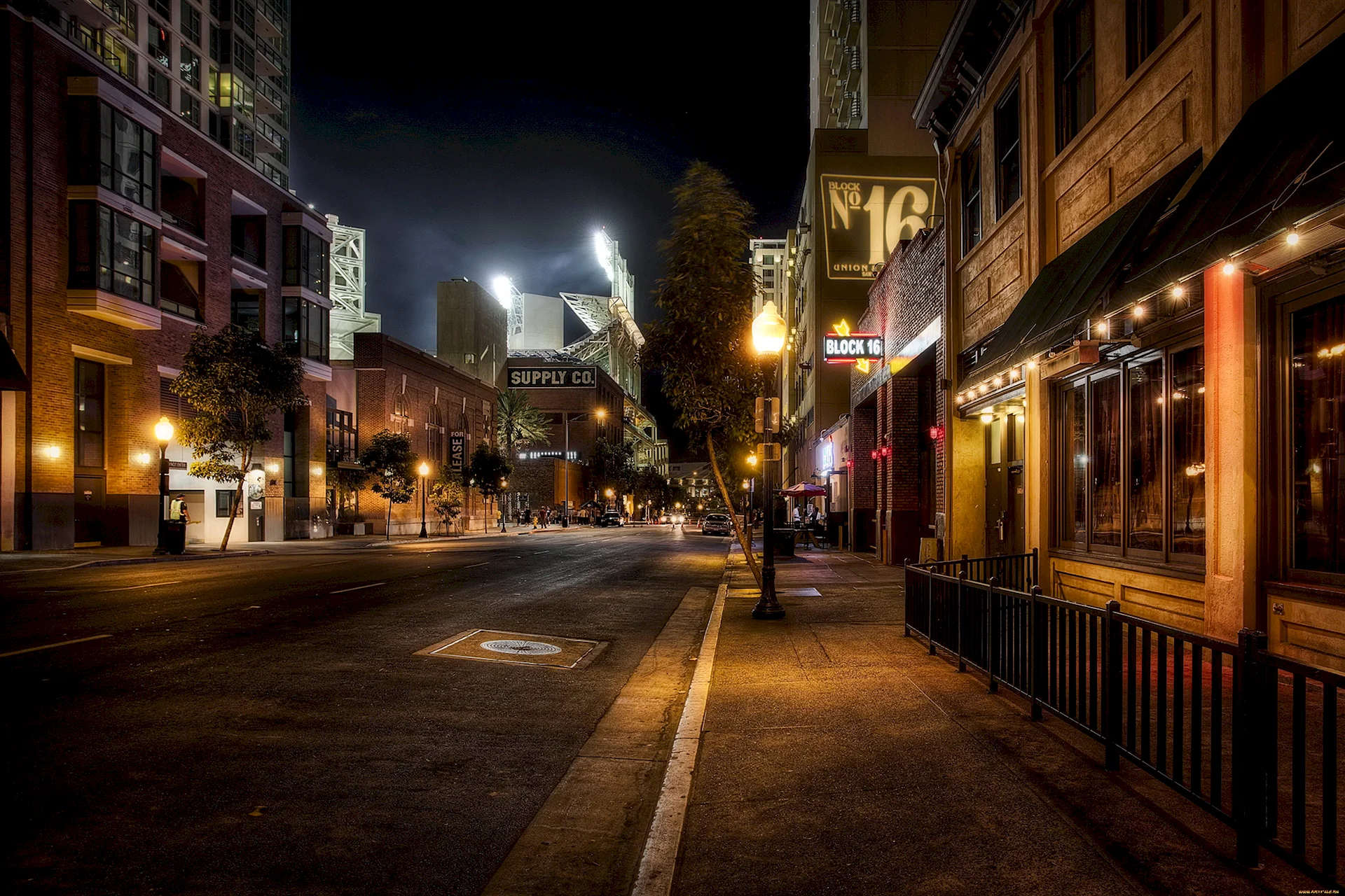 Сан Диего ночью улочки