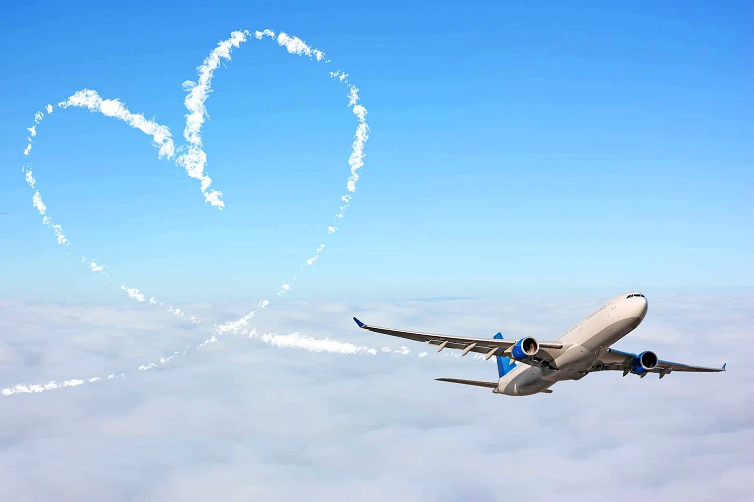 Сердце с самолетом