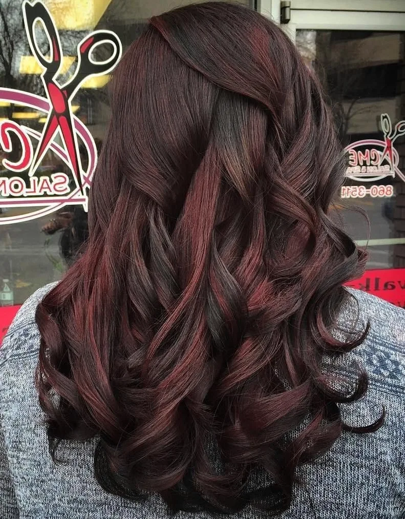 Шоколадно красные оттенки волос