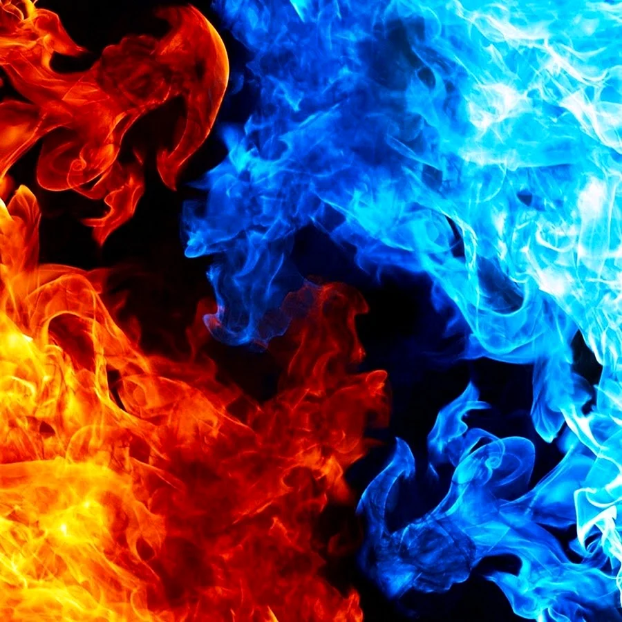 Синее пламя огня