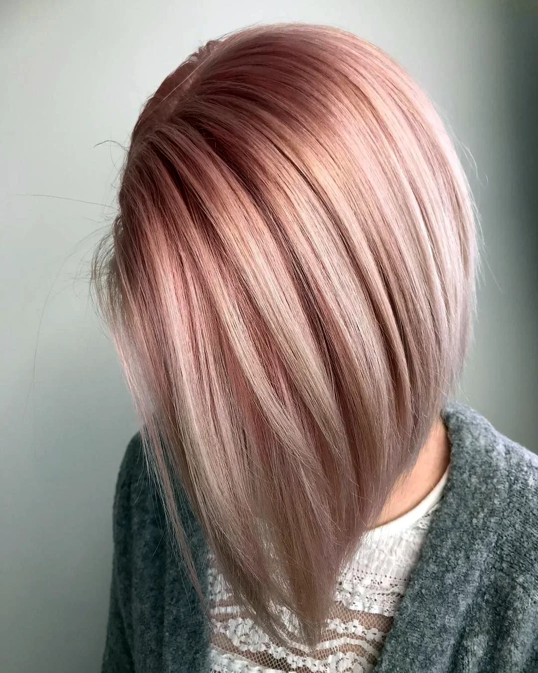Сложное окрашивание волос розовый