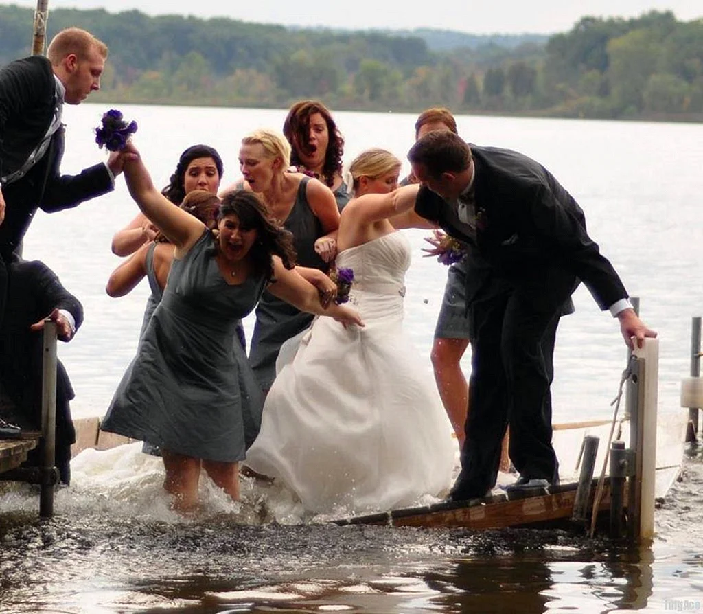 Смешные моменты на свадьбах