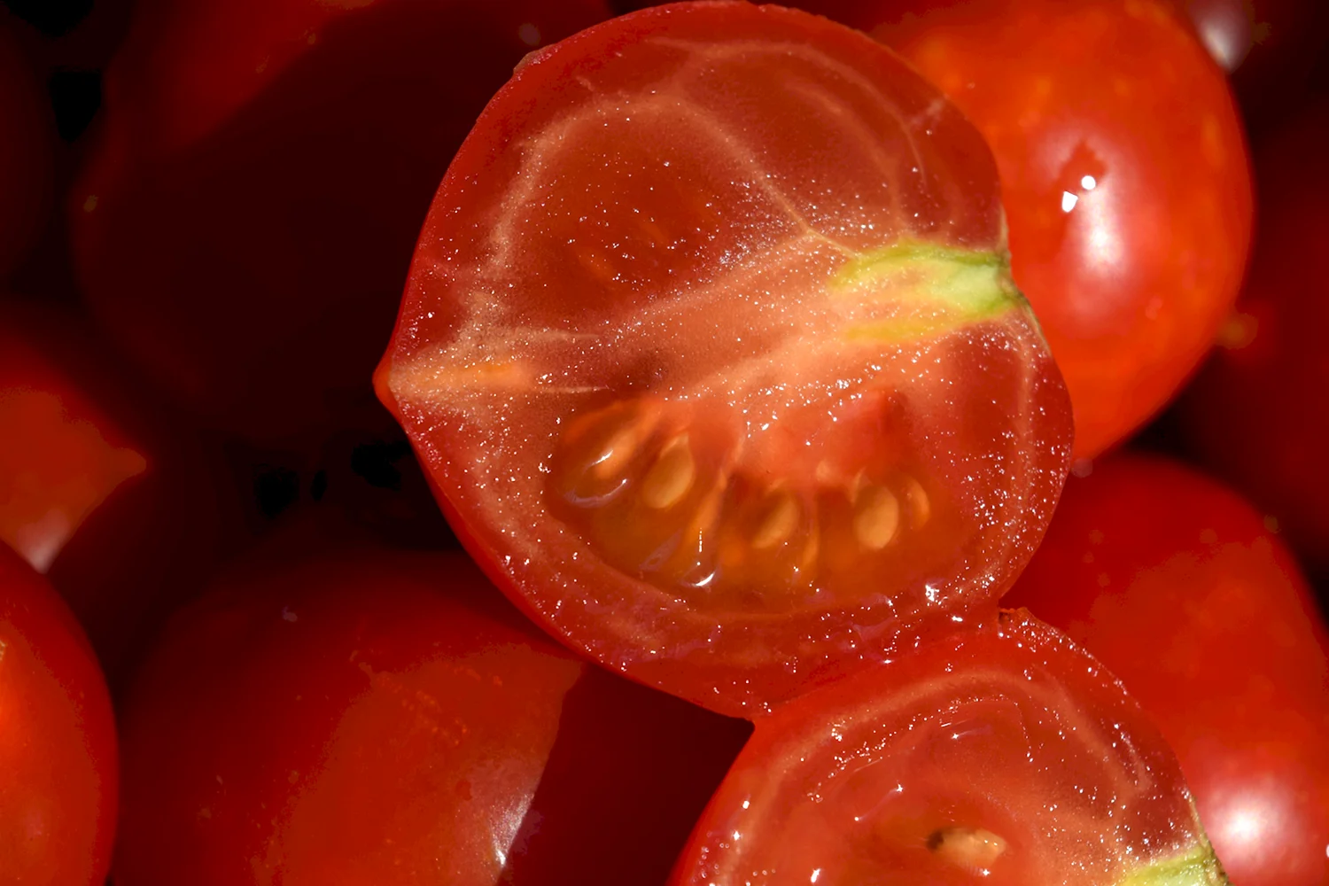 Сочный томат