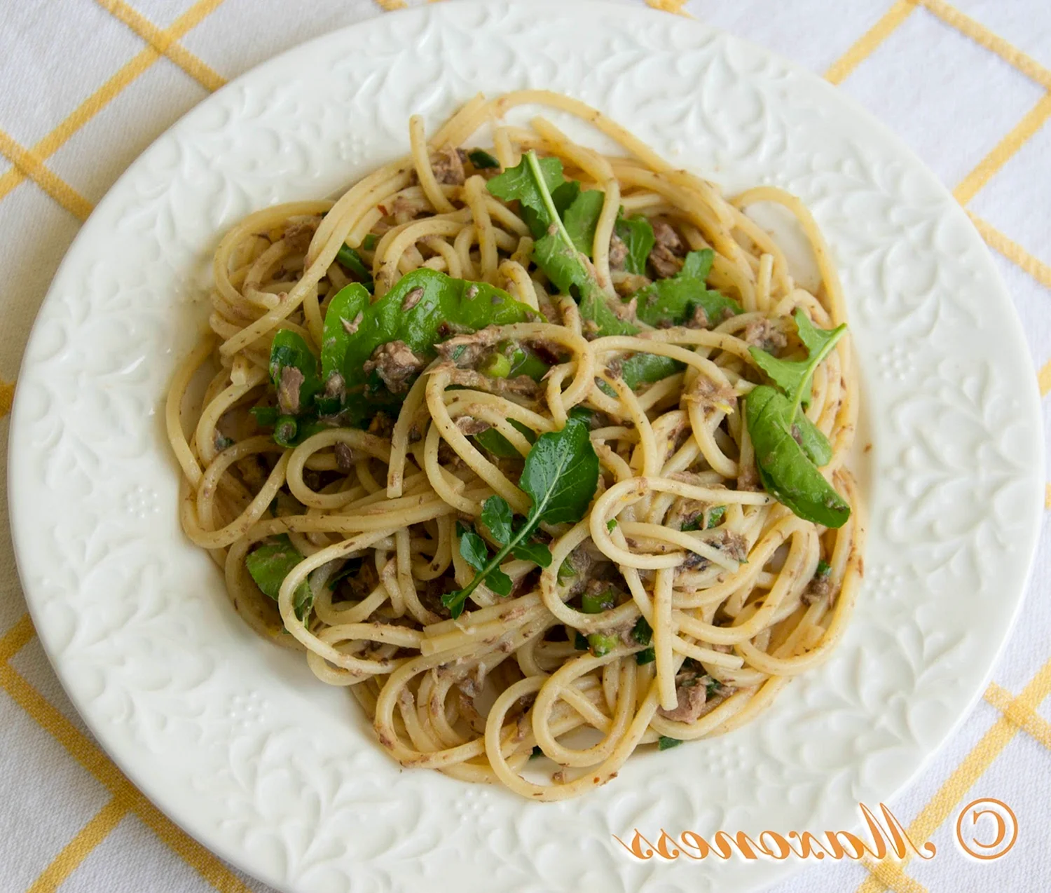 Спагетти с тунцом консервированным