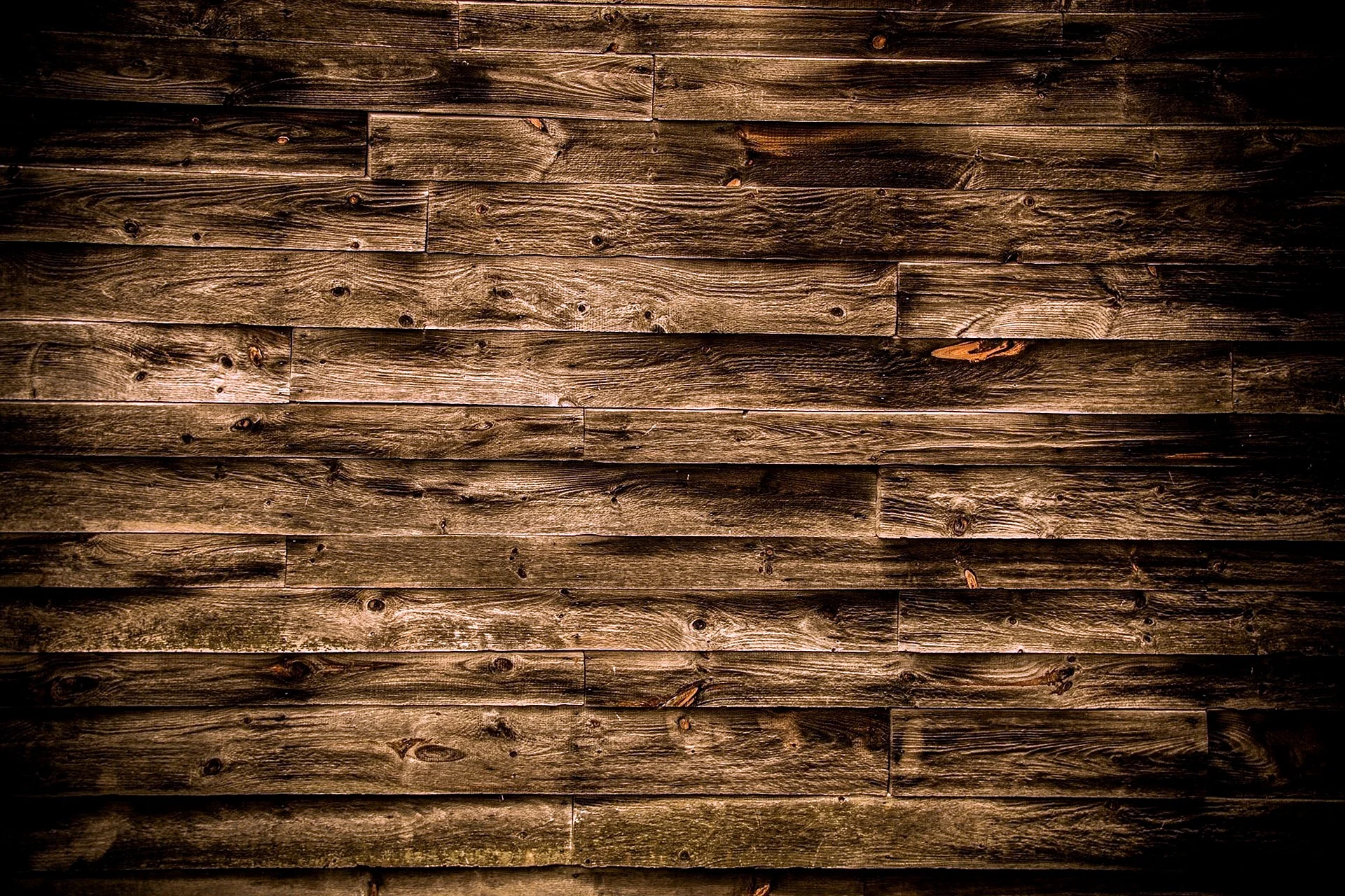 Старая деревянная стена