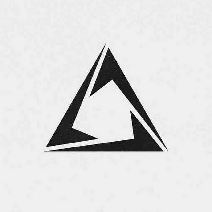Стилизованные треугольники