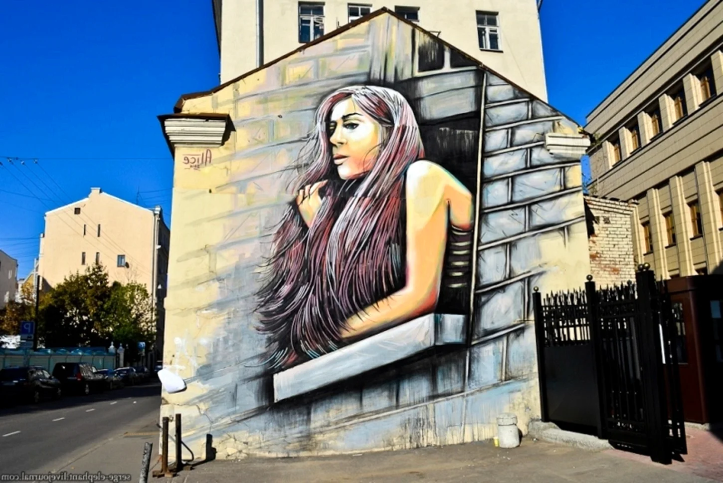 Стрит арт граффити в Москве