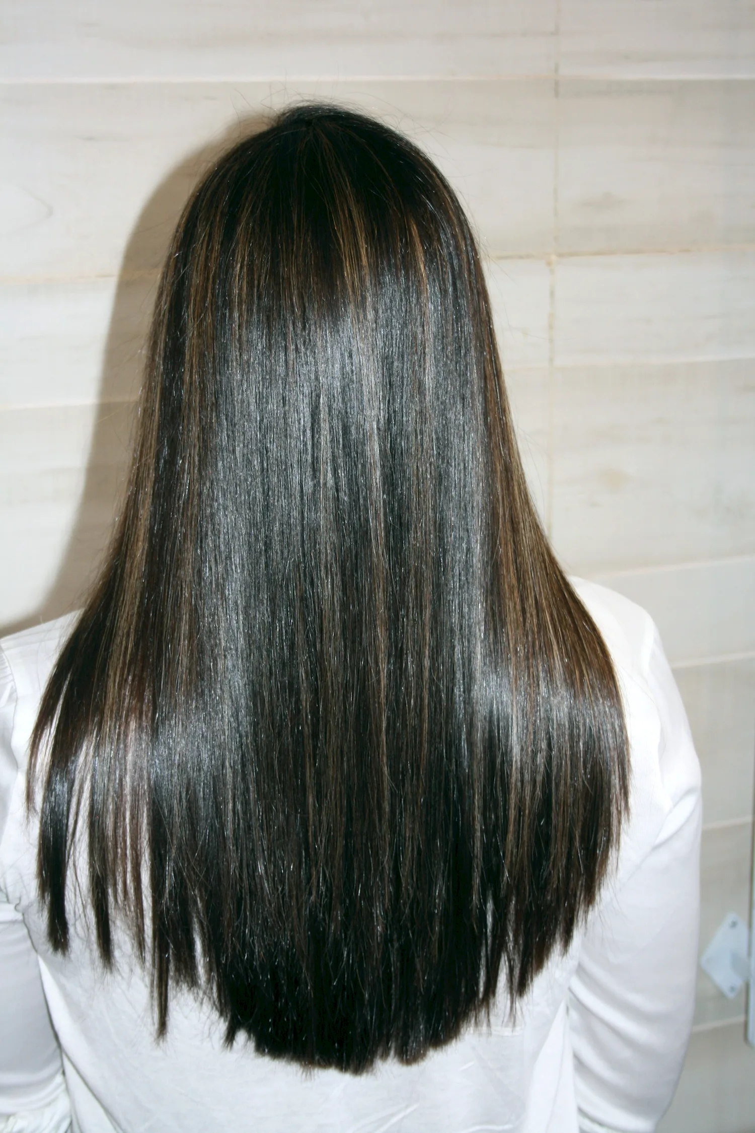 Стрижка полукругом на длинные волосы