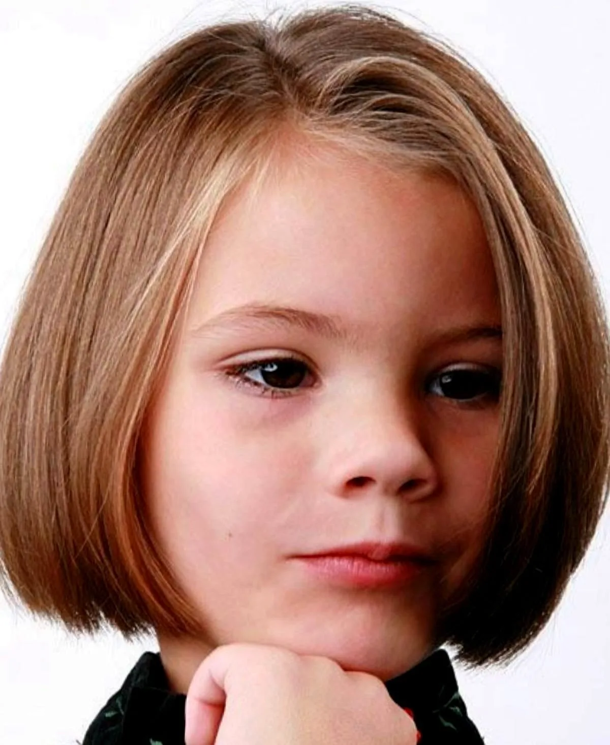 Прическа каре на средние волосы для детей (65 фото)