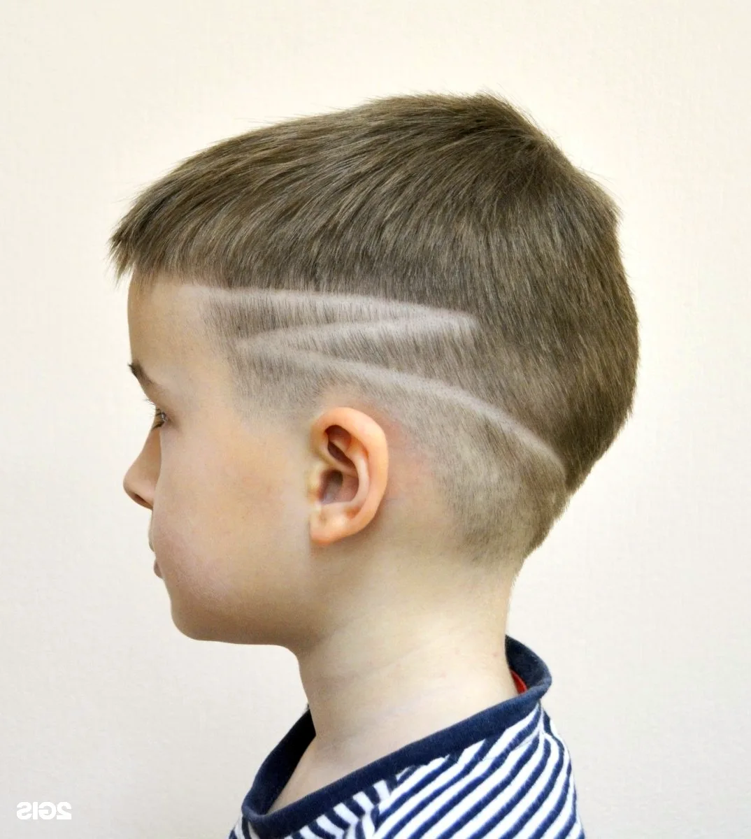 Рисунки на голове выбритые: легкие мужские стрижки для мальчиков