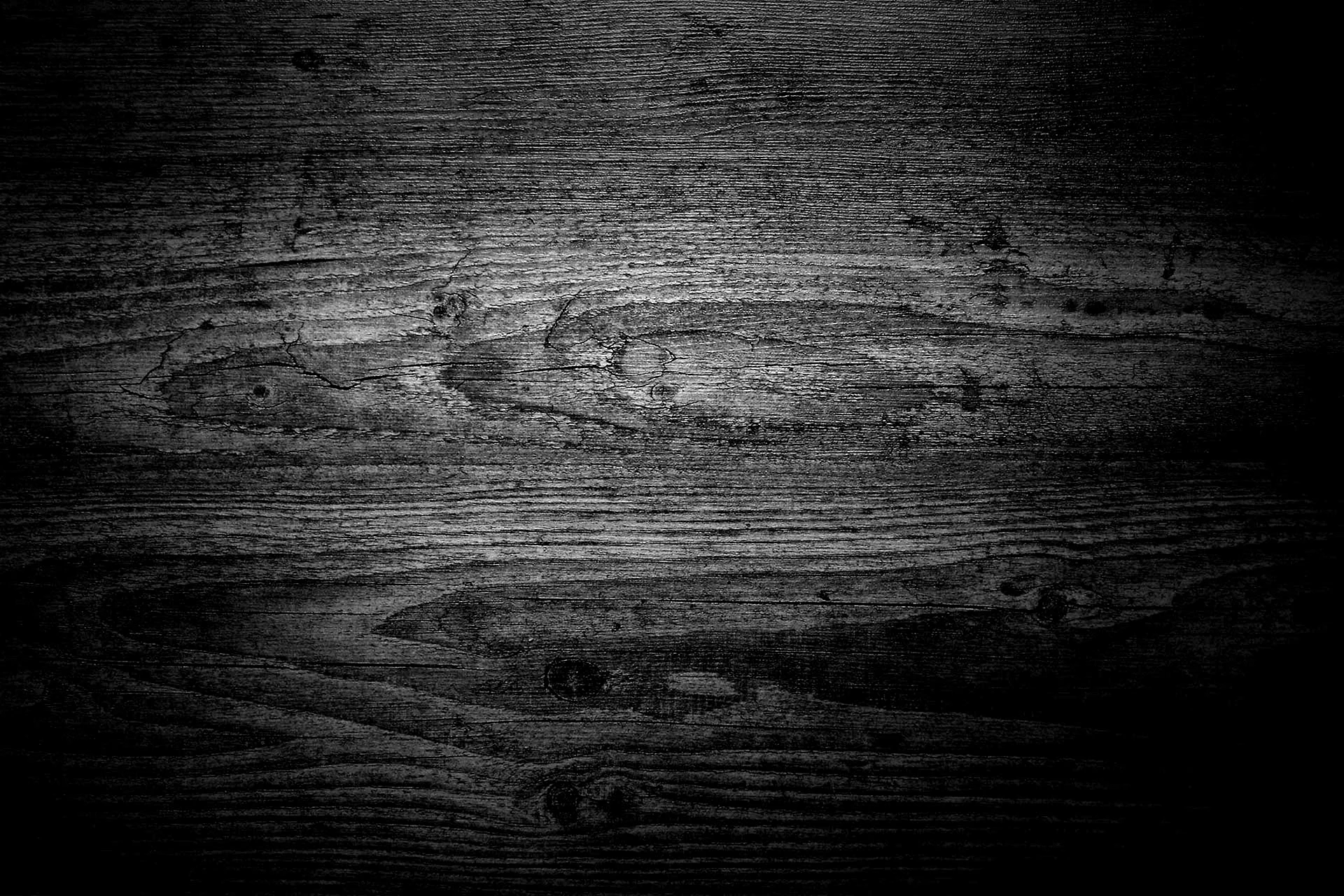 Темная деревянная поверхность