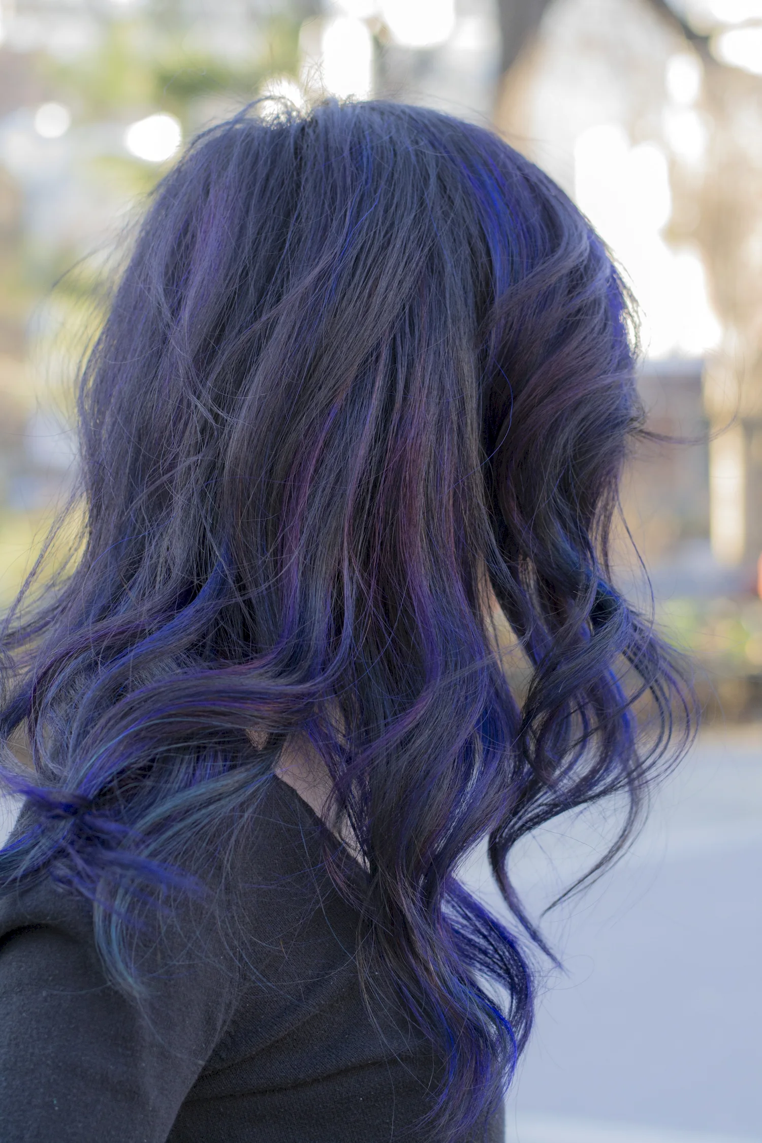 Темно фиолетовые волосы